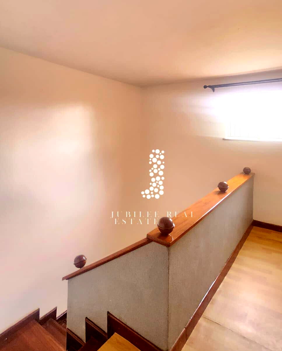 5 En-Suite Townhouse with Kitchen Garden & Gazebo - Kitisuru