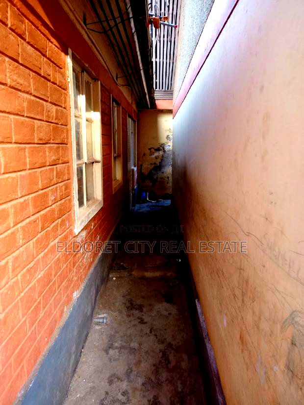 2bdrm House in Kapsoya, Eldoret CBD for Sale