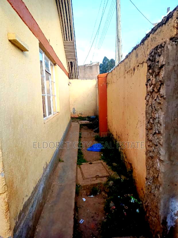 2bdrm House in Kapsoya, Eldoret CBD for Sale