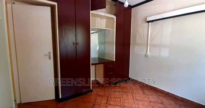 4bdrm Bungalow in Karen Dangorrit Road for rent - Image 8