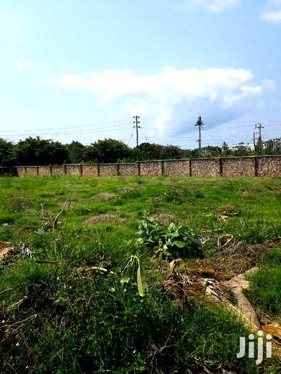 For Sale One Acre Shanzu - Image 2