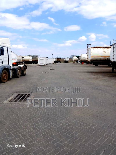 Yard to Let 1.7ac With Cabro and Wall Fence Off North Airport Rd - Image 7