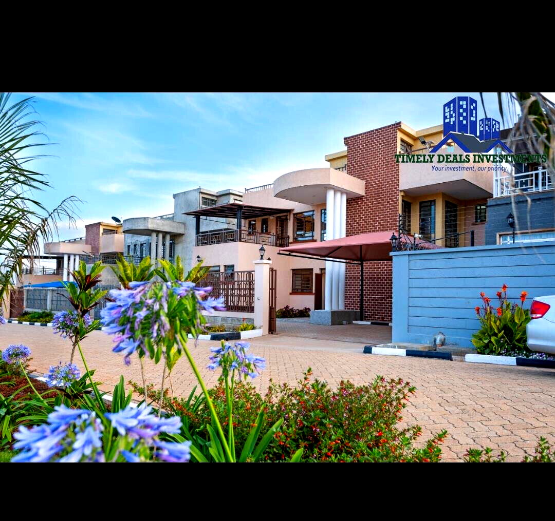 4BR All-Ensuite Townhouse with Rooftop Lounge & Fireplace - Ngong
