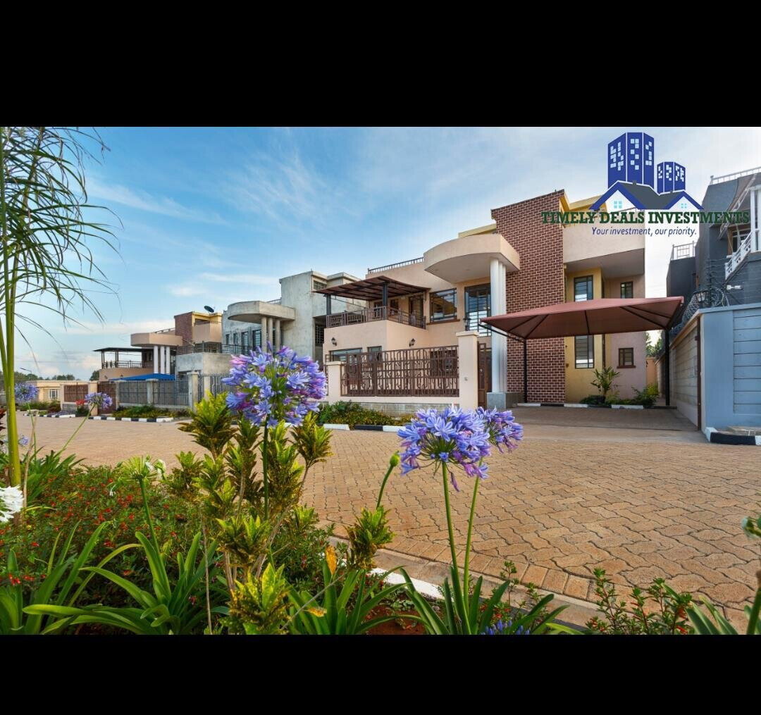 4BR All-Ensuite Townhouse with Rooftop Lounge & Fireplace - Ngong