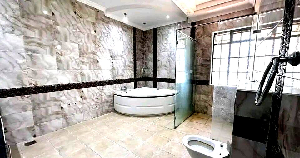 1/2 Acre Diplomatic Residence