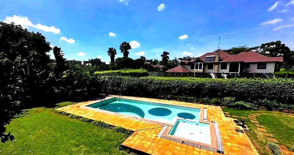 1/2 Acre Diplomatic Residence