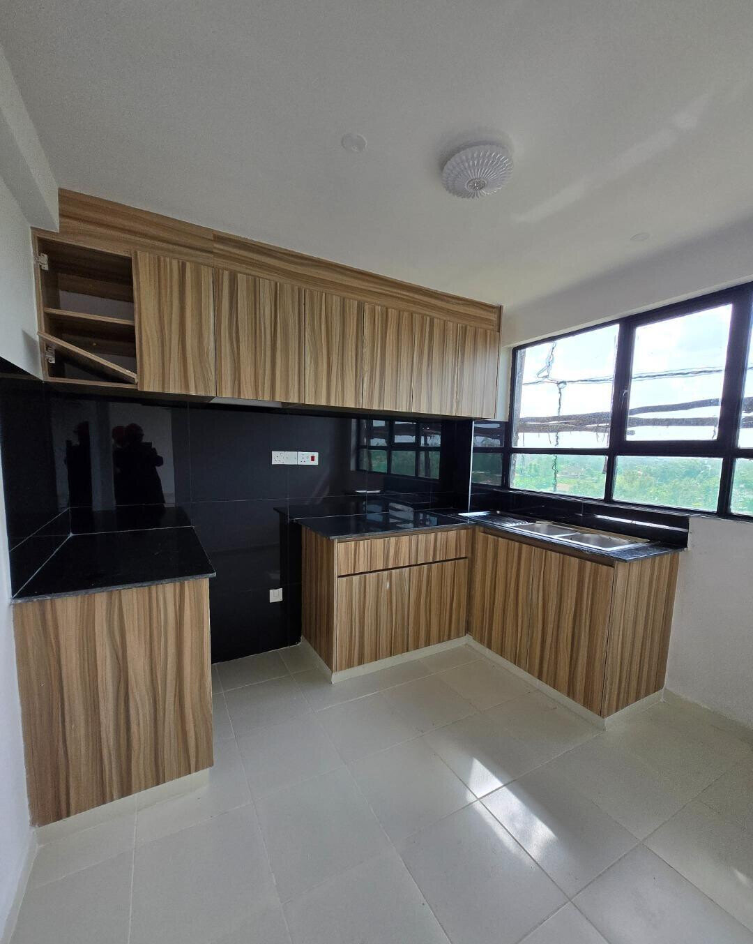 4BR Duplex in Garden Estate - Behind Mountain Mall, Thome