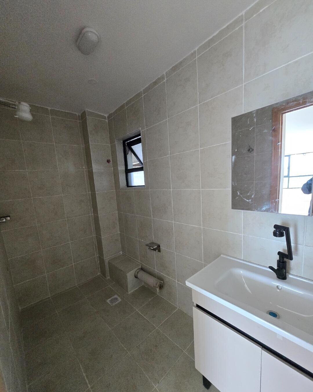 4BR Duplex in Garden Estate - Behind Mountain Mall, Thome