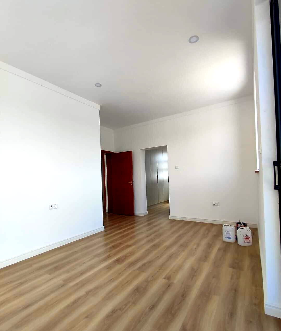 4BR All-Ensuite Townhouse with Gym & Pool - Maasai Lodge