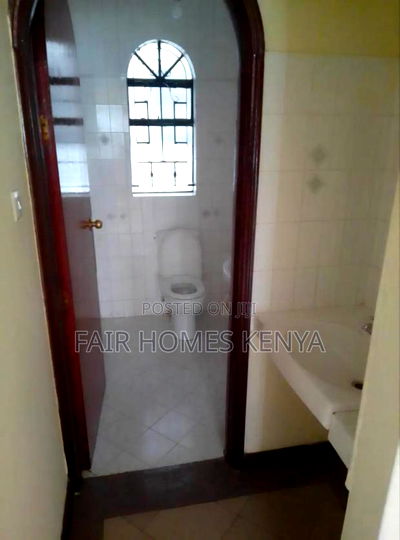 5bdrm Townhouse/Terrace in Riverside Drive for sale - Image 13