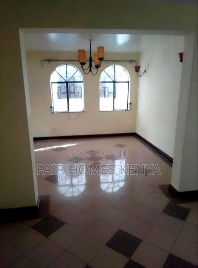 5bdrm Townhouse/Terrace in Riverside Drive for sale - Image 2