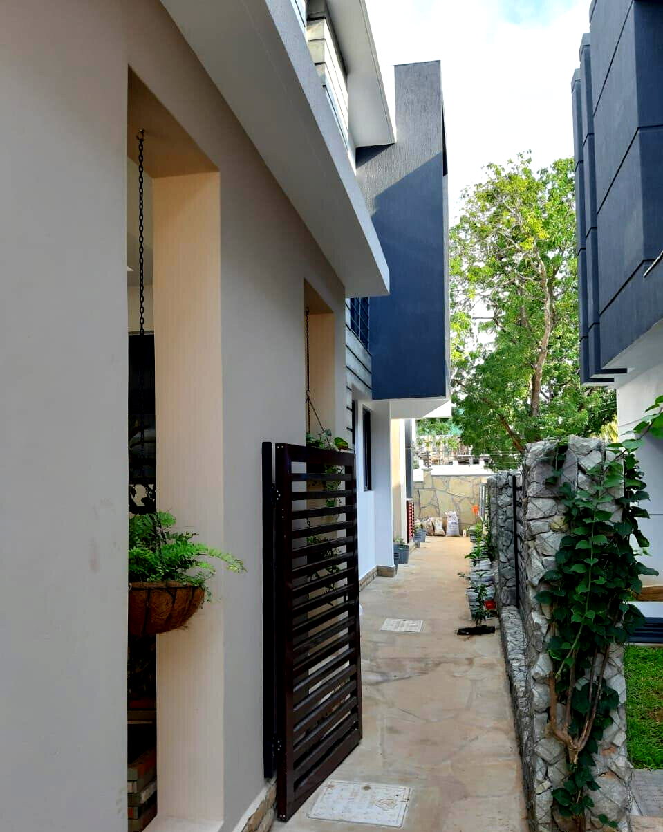 4BR Townhouse with Pool & Generator - Links Road, Nyali