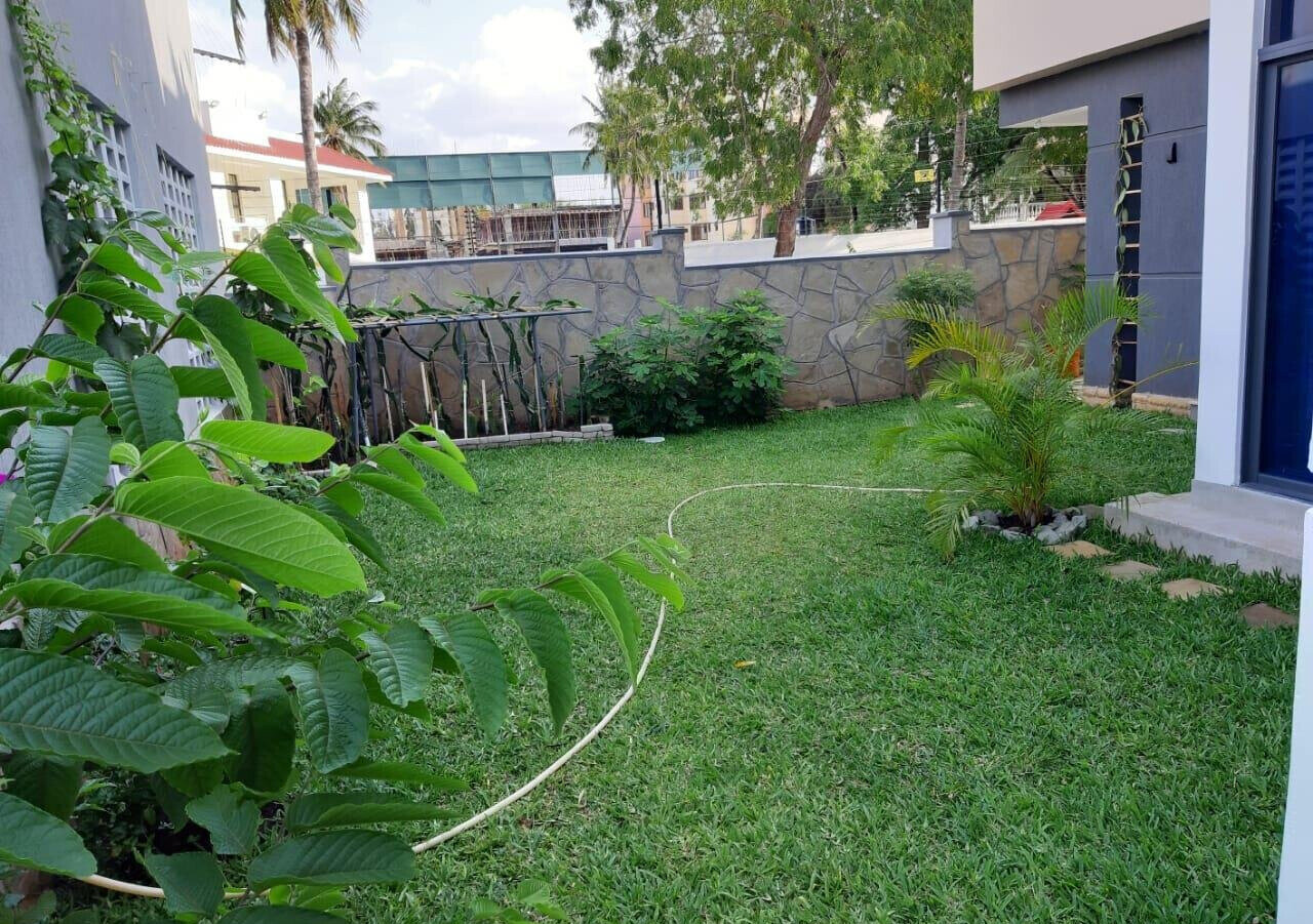 4BR Townhouse with Pool & Generator - Links Road, Nyali
