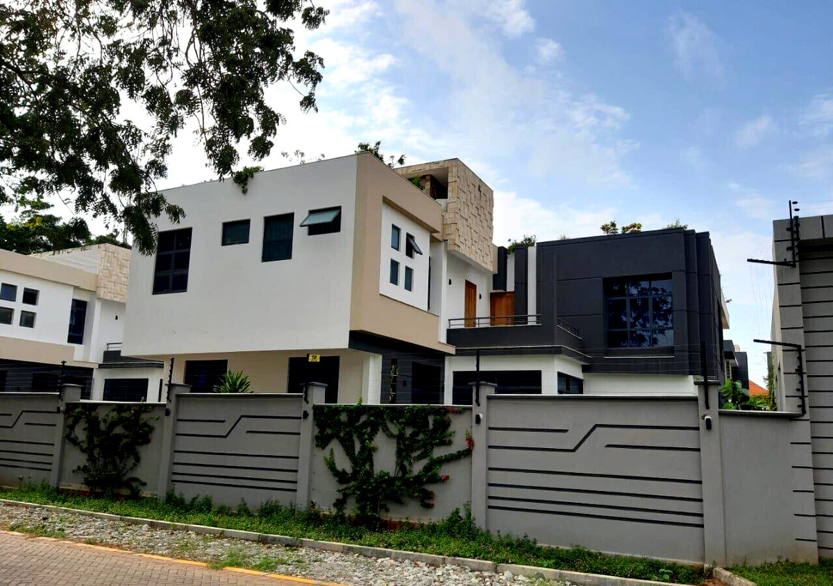 4BR Townhouse with Pool & Generator - Links Road, Nyali
