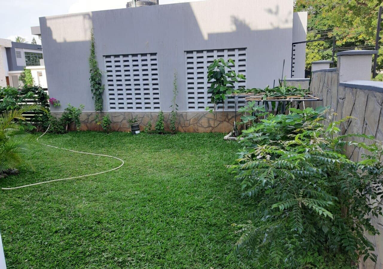 4BR Townhouse with Pool & Generator - Links Road, Nyali