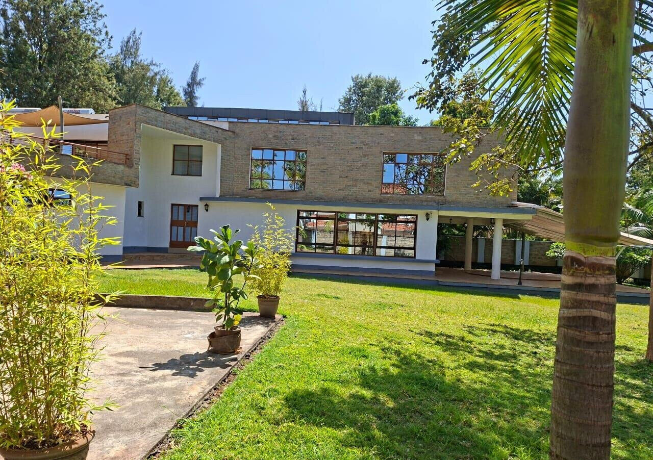 50x100 Plot 4BR Haven