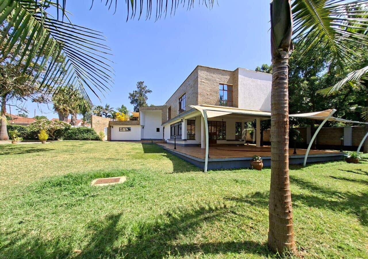 50x100 Plot 4BR Haven