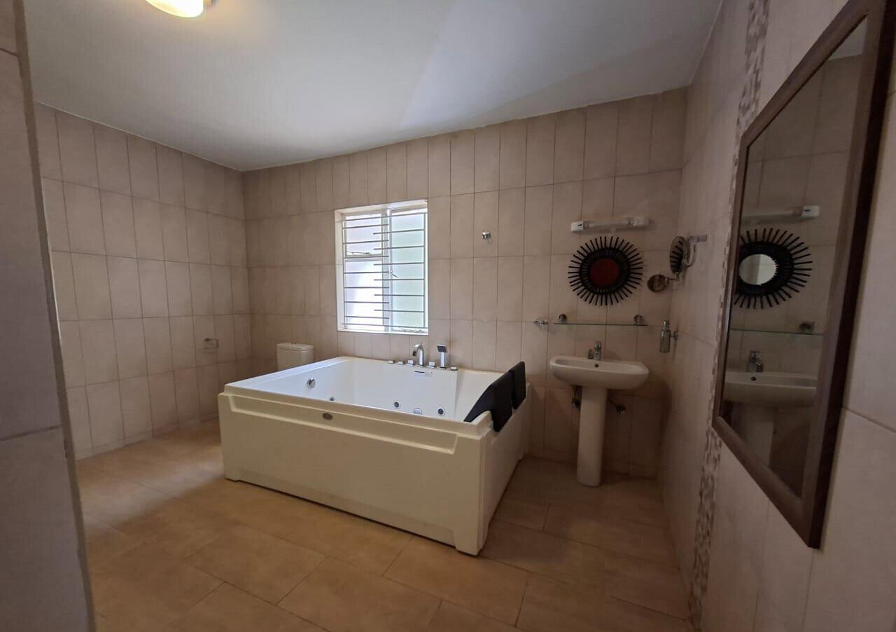 50x100 Plot 4BR Haven
