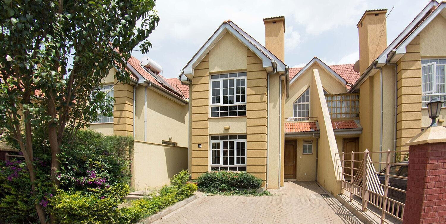 4BR All-Ensuite Townhouse with DSQ & Walk-in Closets – Langata
