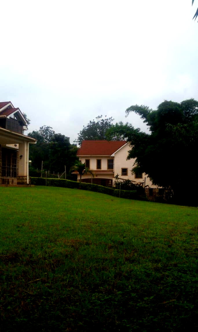 4BR All-Ensuite Townhouse with Guest Room & Fireplace - Rosslyn, Runda