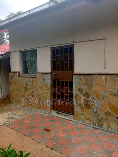 3bdrm Bungalow in Karen for rent - Image 10