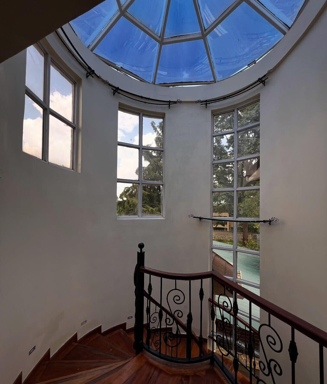 5-Ensuite Townhouse with Jacuzzi & Gym Space - Lavington