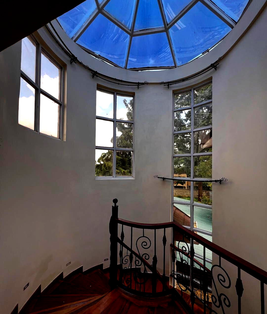 5-Ensuite Townhouse with Jacuzzi & Gym Space - Lavington