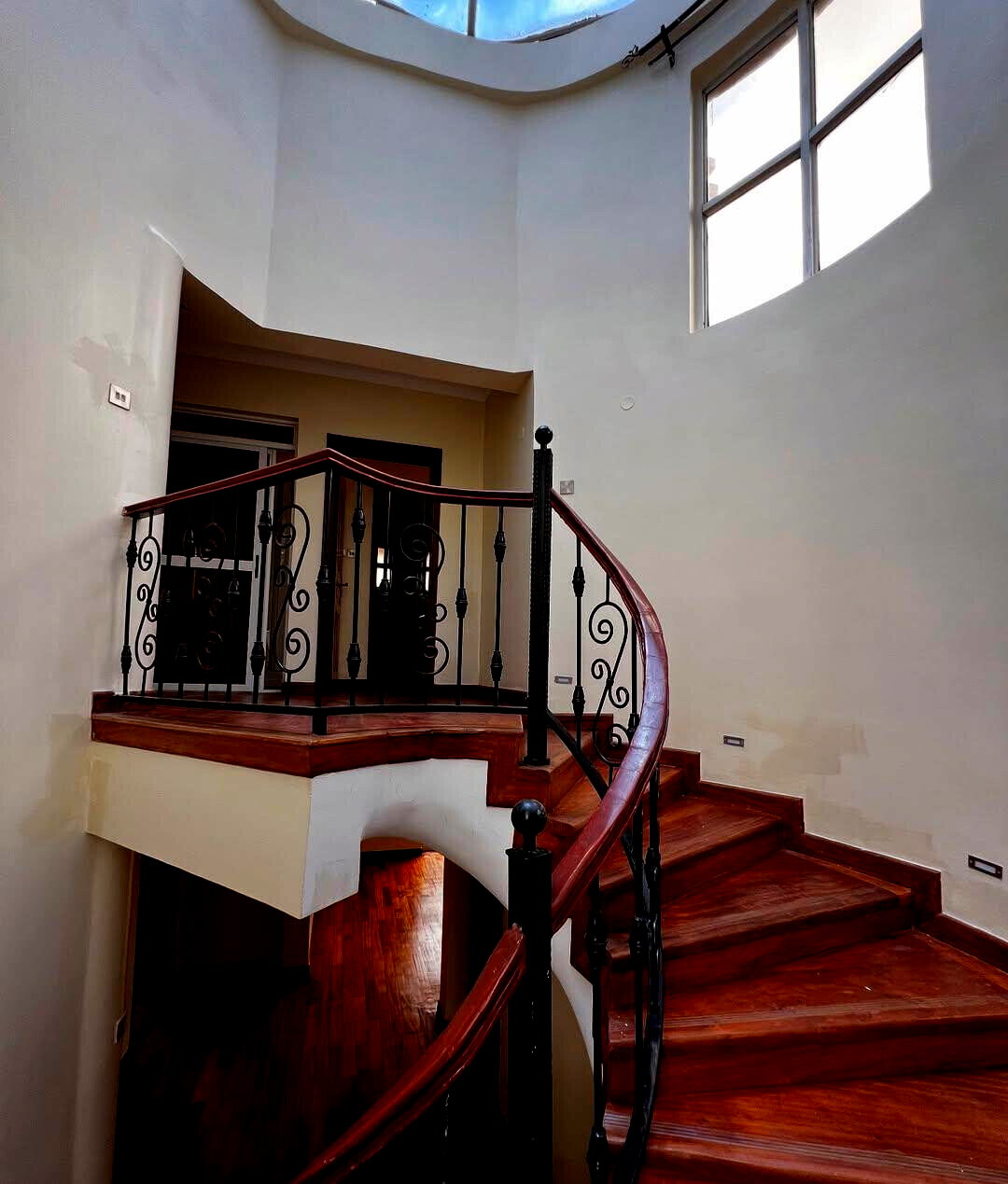 5-Ensuite Townhouse with Jacuzzi & Gym Space - Lavington