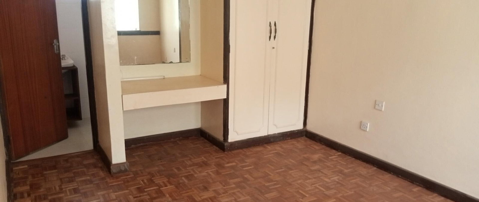 Spacious 5BR Townhouse with River-View Gazebo - Spring Valley