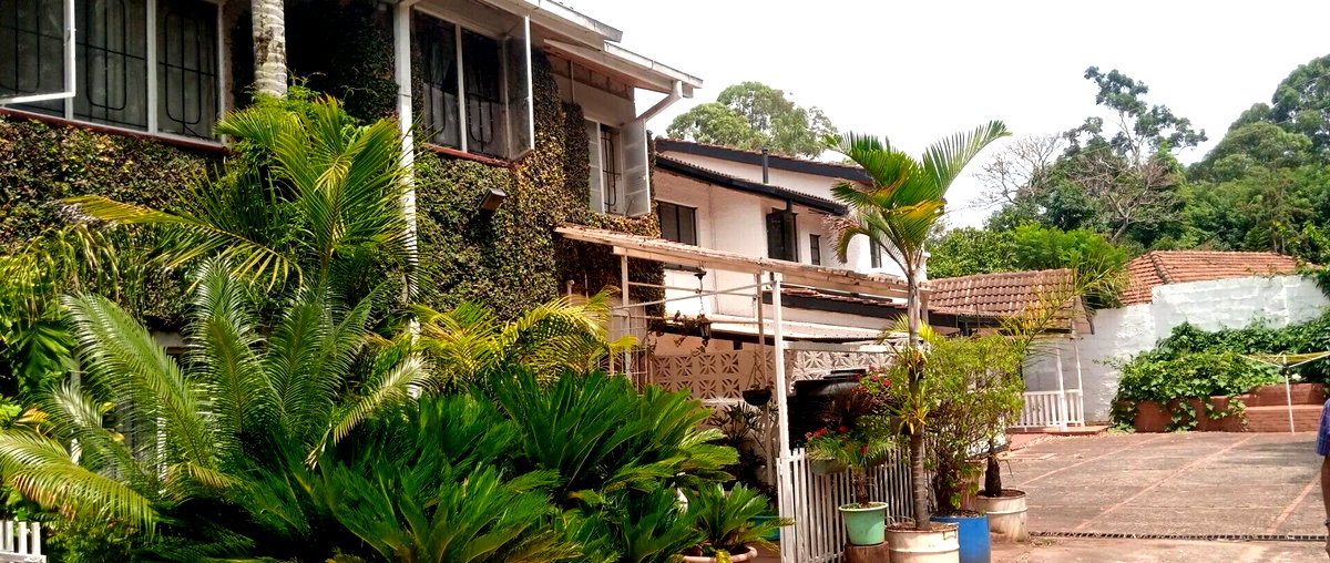 Spacious 5BR Townhouse with River-View Gazebo - Spring Valley