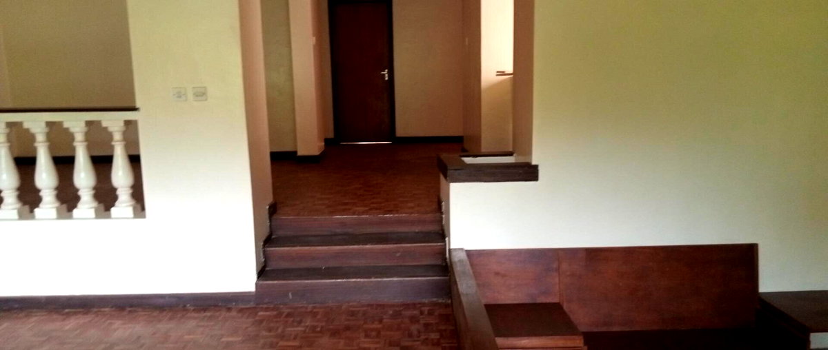 Spacious 5BR Townhouse with River-View Gazebo - Spring Valley