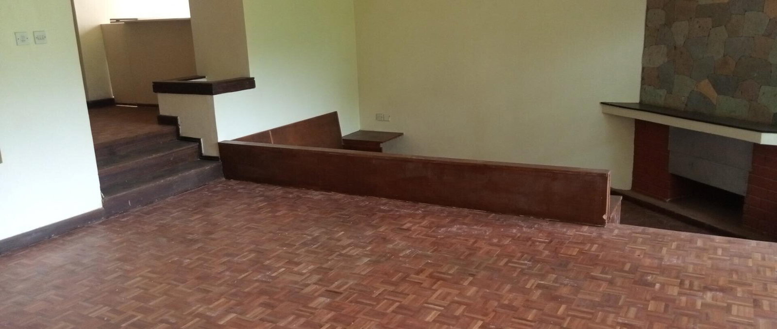 Spacious 5BR Townhouse with River-View Gazebo - Spring Valley