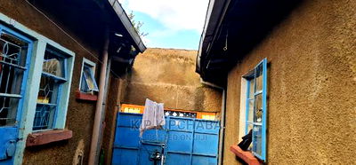 10bdrm Duplex in Mwanzo, West Indies for Sale - Image 6