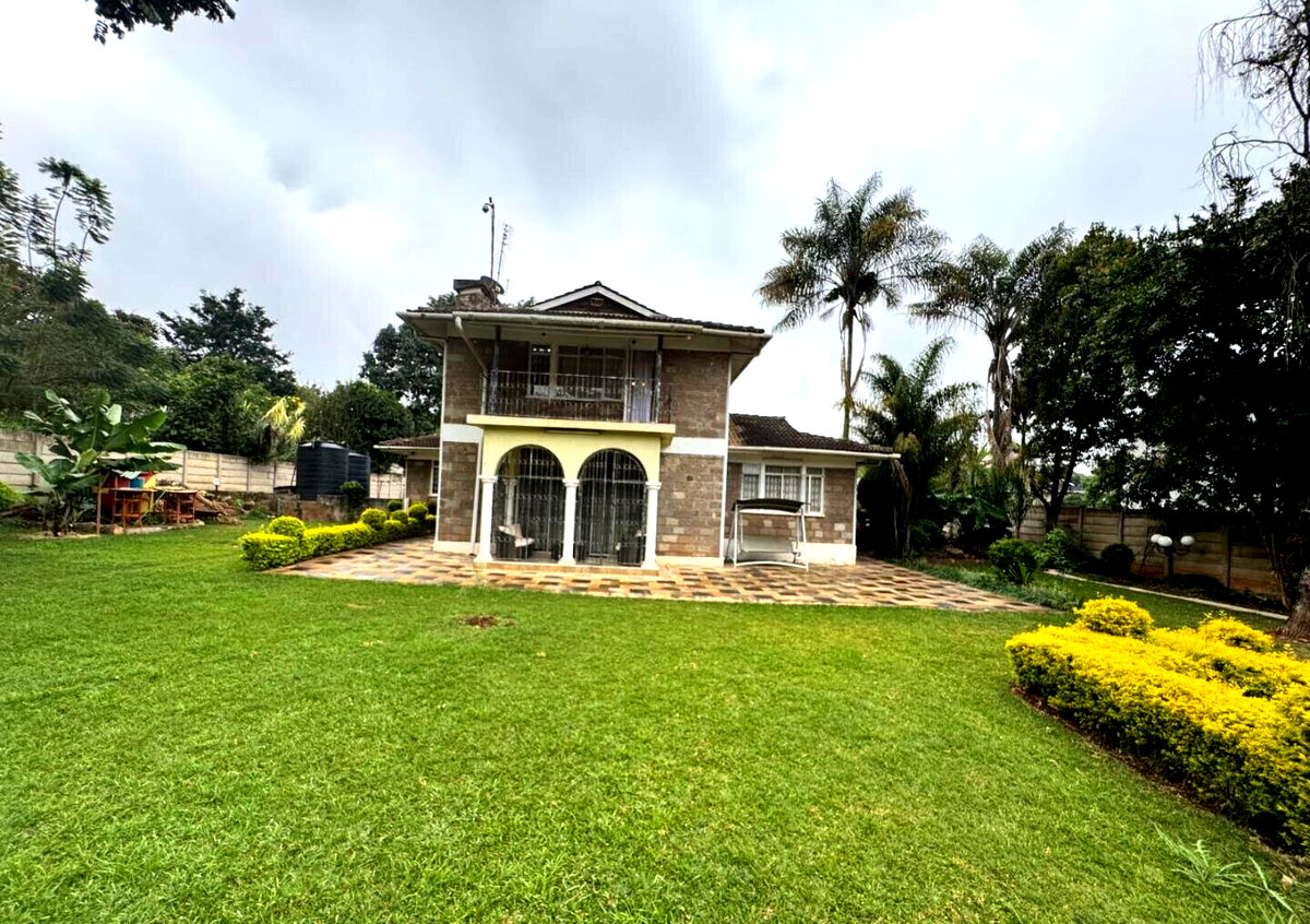 5BR All-Ensuite Townhouse with DSQ & 2BR Guest Wing - Runda