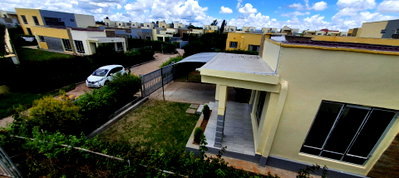4-Bed Townhouse with Garden & Balcony - Joska, Kangundo Road