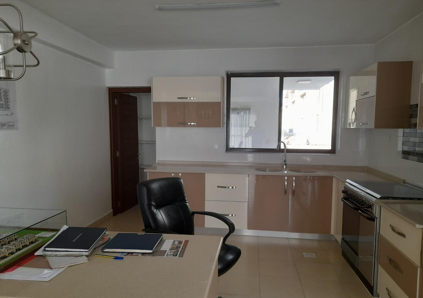 5BR All-Ensuite Townhouse with Nairobi National Park Views - Syokimau