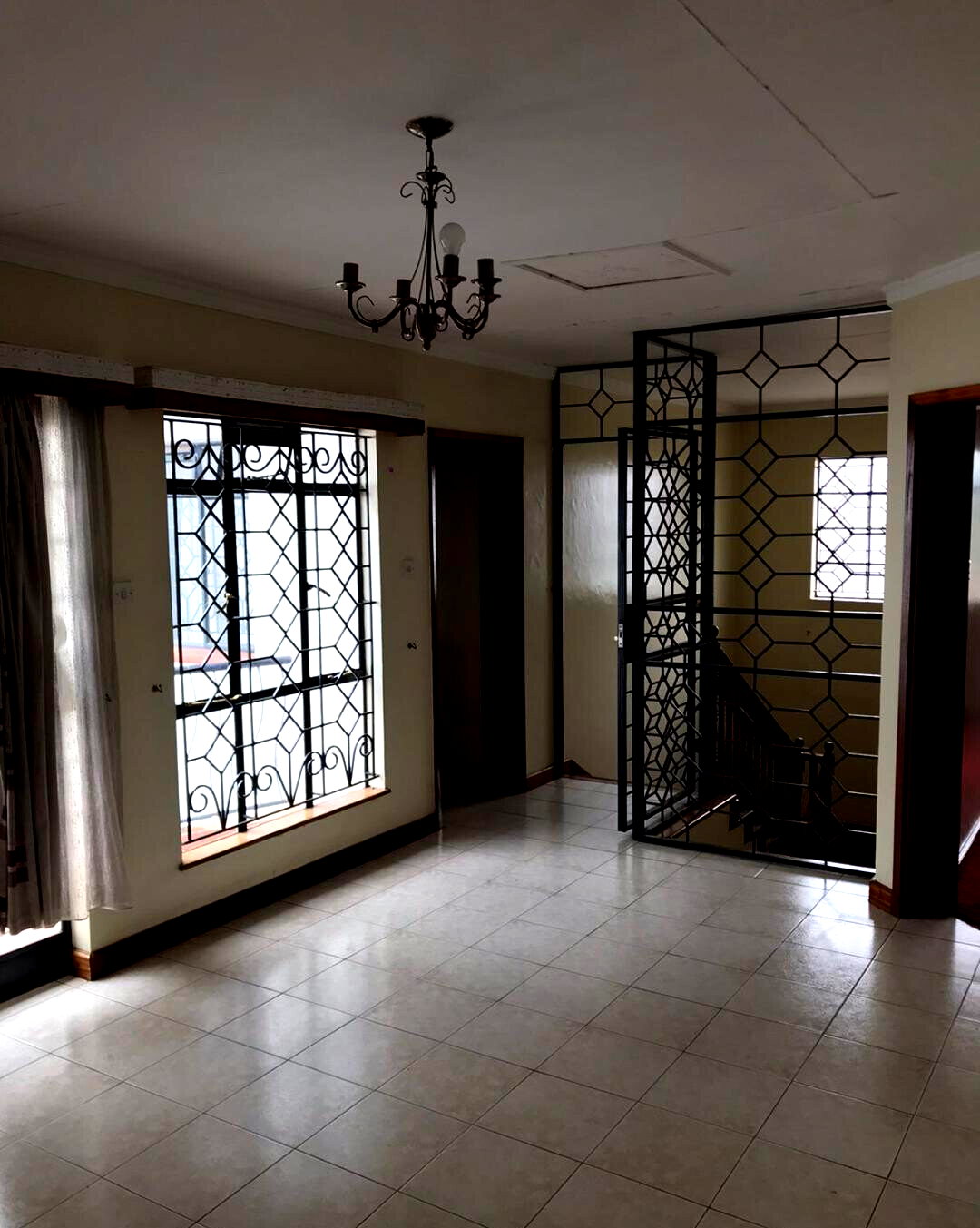 5-Ensuite Townhouse with Private Garden & DSQ - Lower Kabete