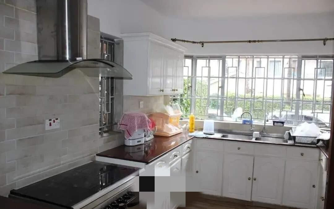 4BR Townhouse with Sunken Dining & Garden View Study - Kileleshwa