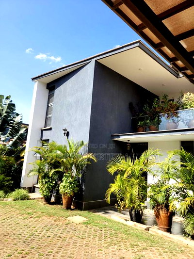 4bdrm Duplex in Garden Estate, Ridgeways for sale - Image 5