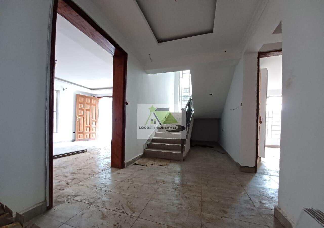 4BR All-Ensuite Townhouse with DSQ & Rooftop Terrace - Kikuyu
