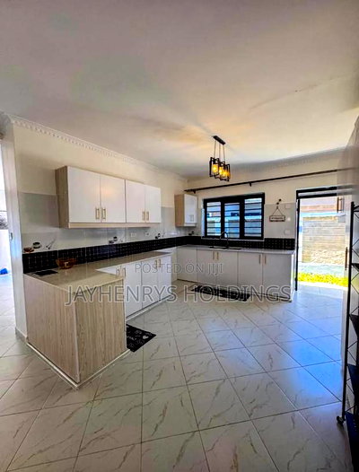 4bdrm Bungalow in Kwa Kairu for sale - Image 6