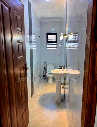 4bdrm Bungalow in Kwa Kairu for sale - Image 3