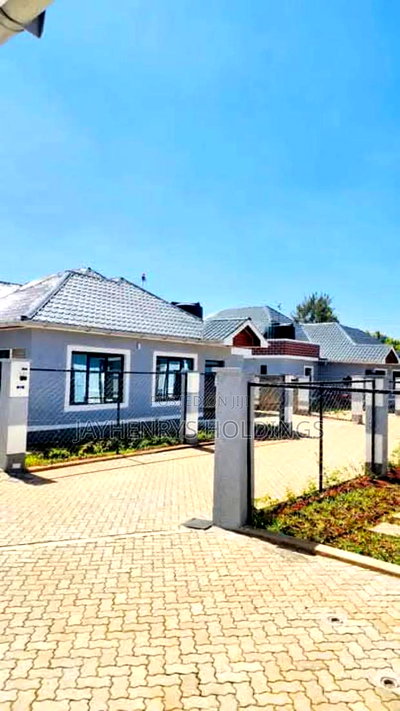 4bdrm Bungalow in Kwa Kairu for sale - Image 1