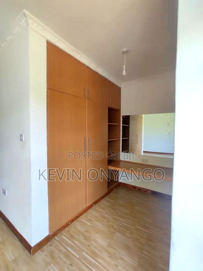 3bdrm Bungalow in Karen for rent - Image 13