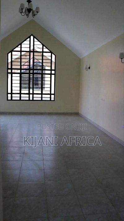 4bdrm Bungalow in Kitengela for sale - Image 9