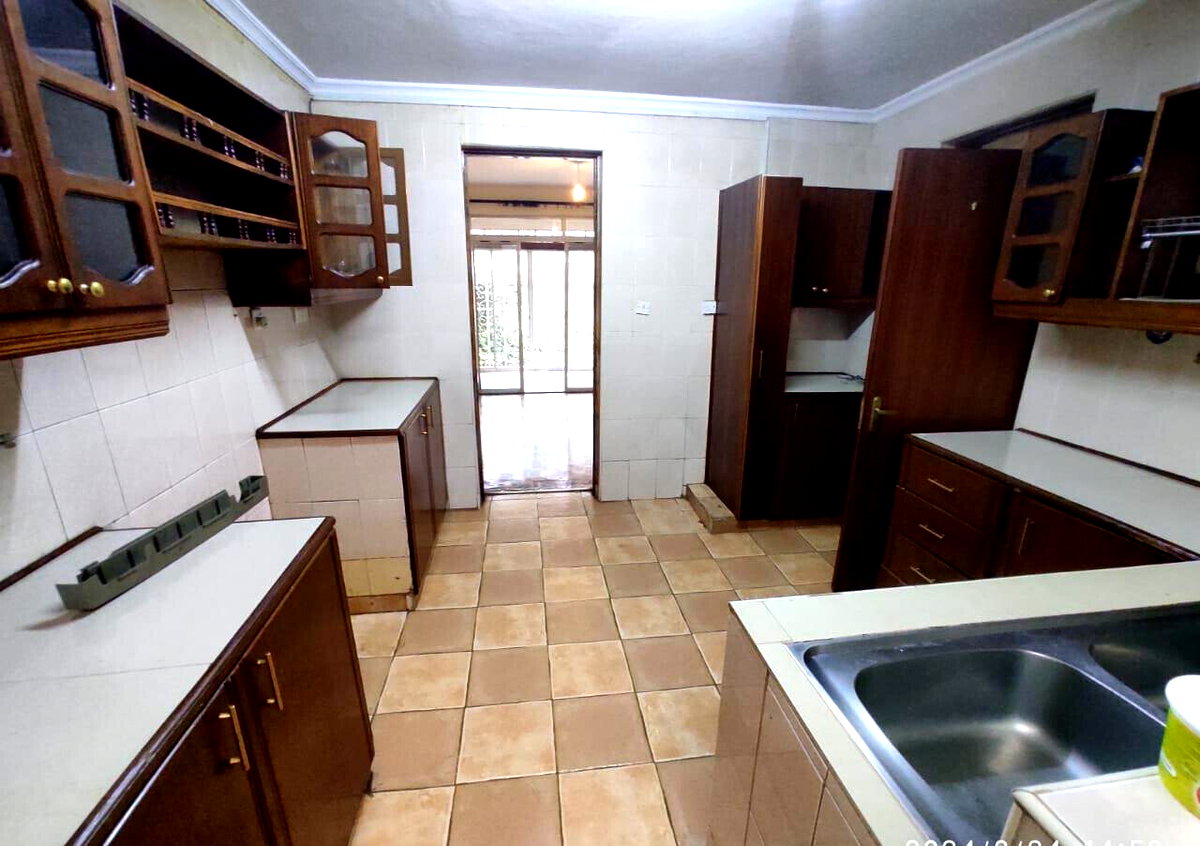 3 En-Suite Townhouse with Pool & DSQ in Quiet Kilimani Cul-de-Sac