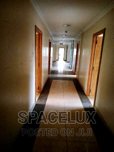 Riverside Office 24000sqft - Image 8