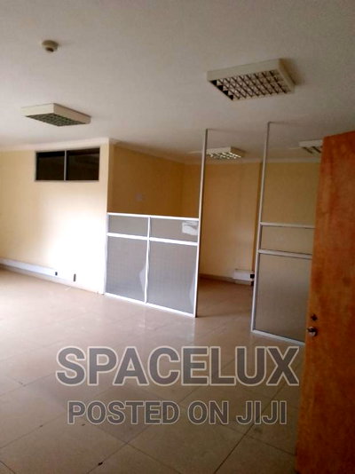 Riverside Office 24000sqft - Image 11