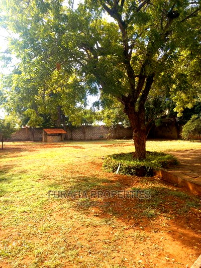 5bdrm Mansion in Nyali for Sale - Image 2