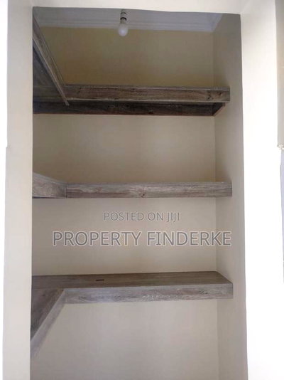 3bdrm Bungalow in Kitengela for sale - Image 7